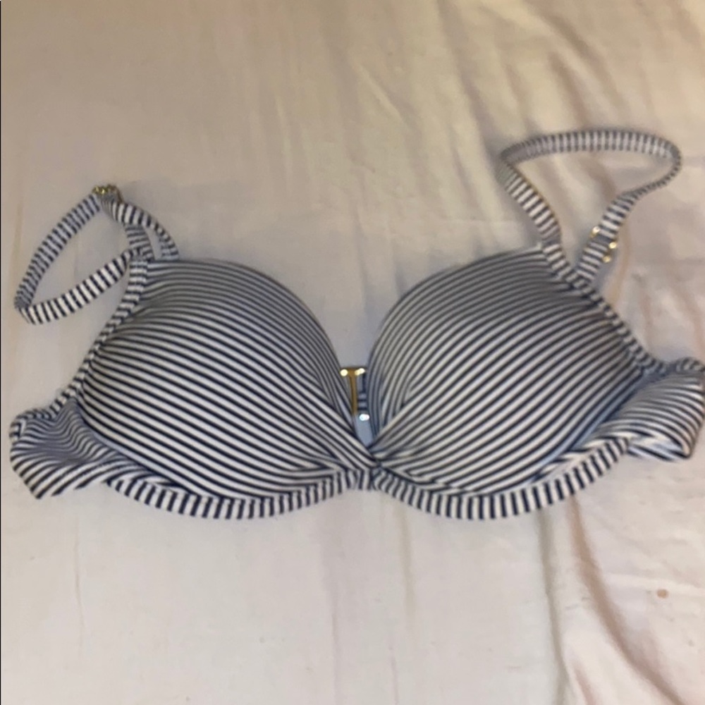Bikini top - Picture 1 of 3